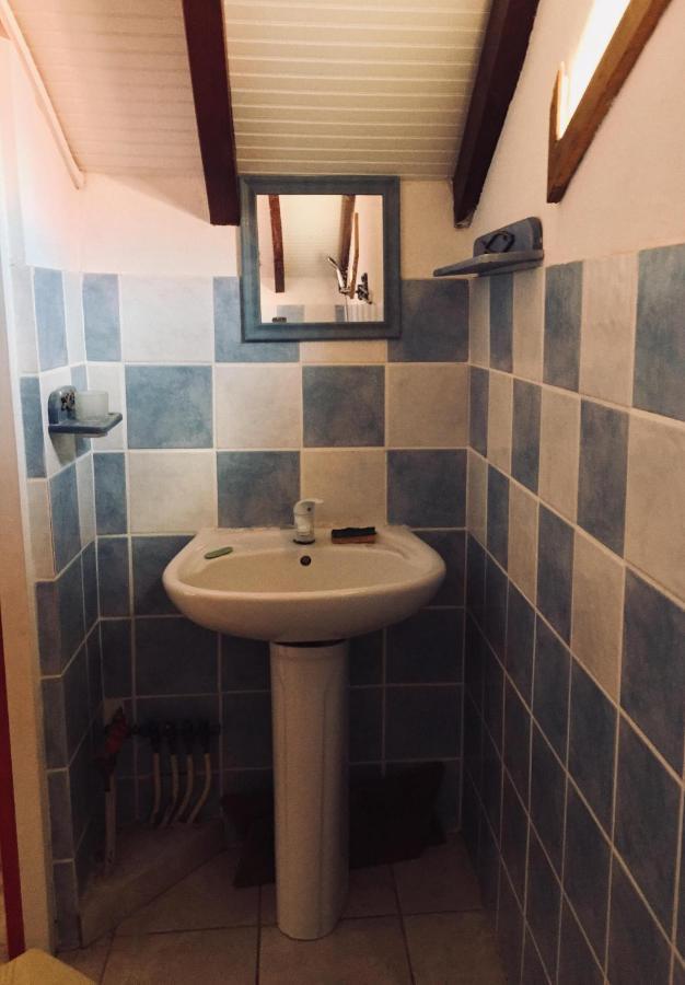 Soleil La Bed & Breakfast Terre-de-Bas Bagian luar foto