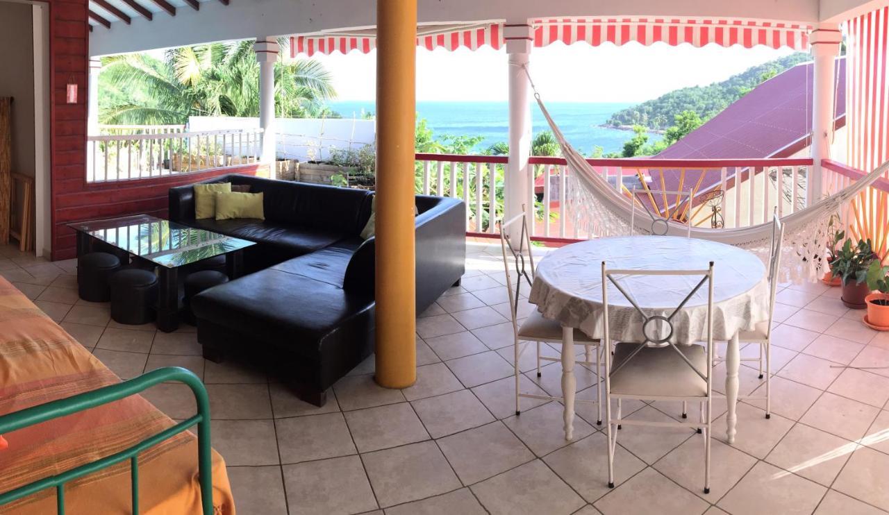Soleil La Bed & Breakfast Terre-de-Bas Bagian luar foto